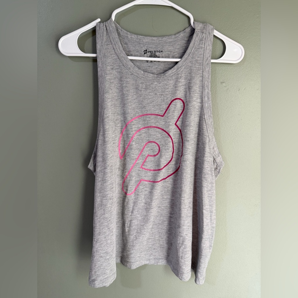 Peloton Tank Loose Fit Racer back ‘ Stronger ‘ medium athletic tank